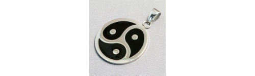 Pendentif en acier inoxydable "BDSM Triskel"