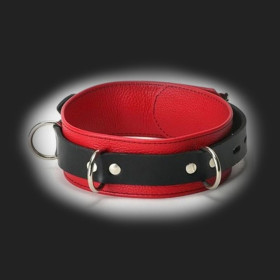 collar rojo y negro