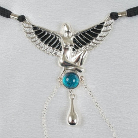 The Kiss of Isis silver